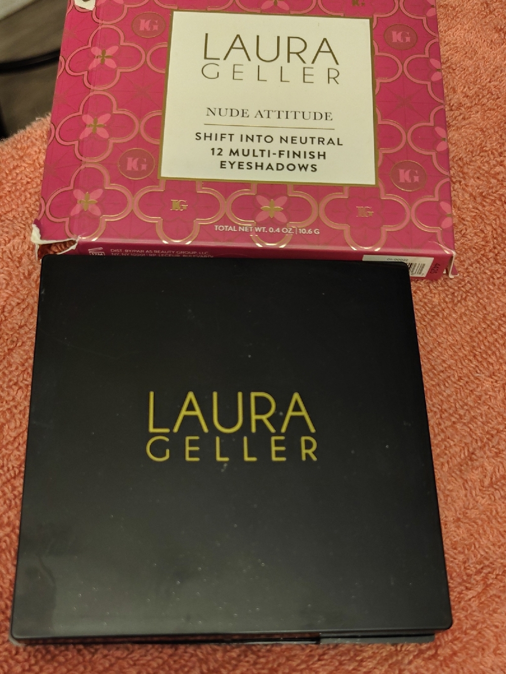 Laura Geller 12 Color Black Compact (See Callout) with Yellow Logo